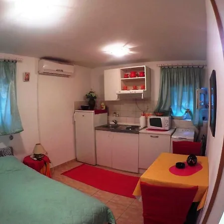 Mini Studio *